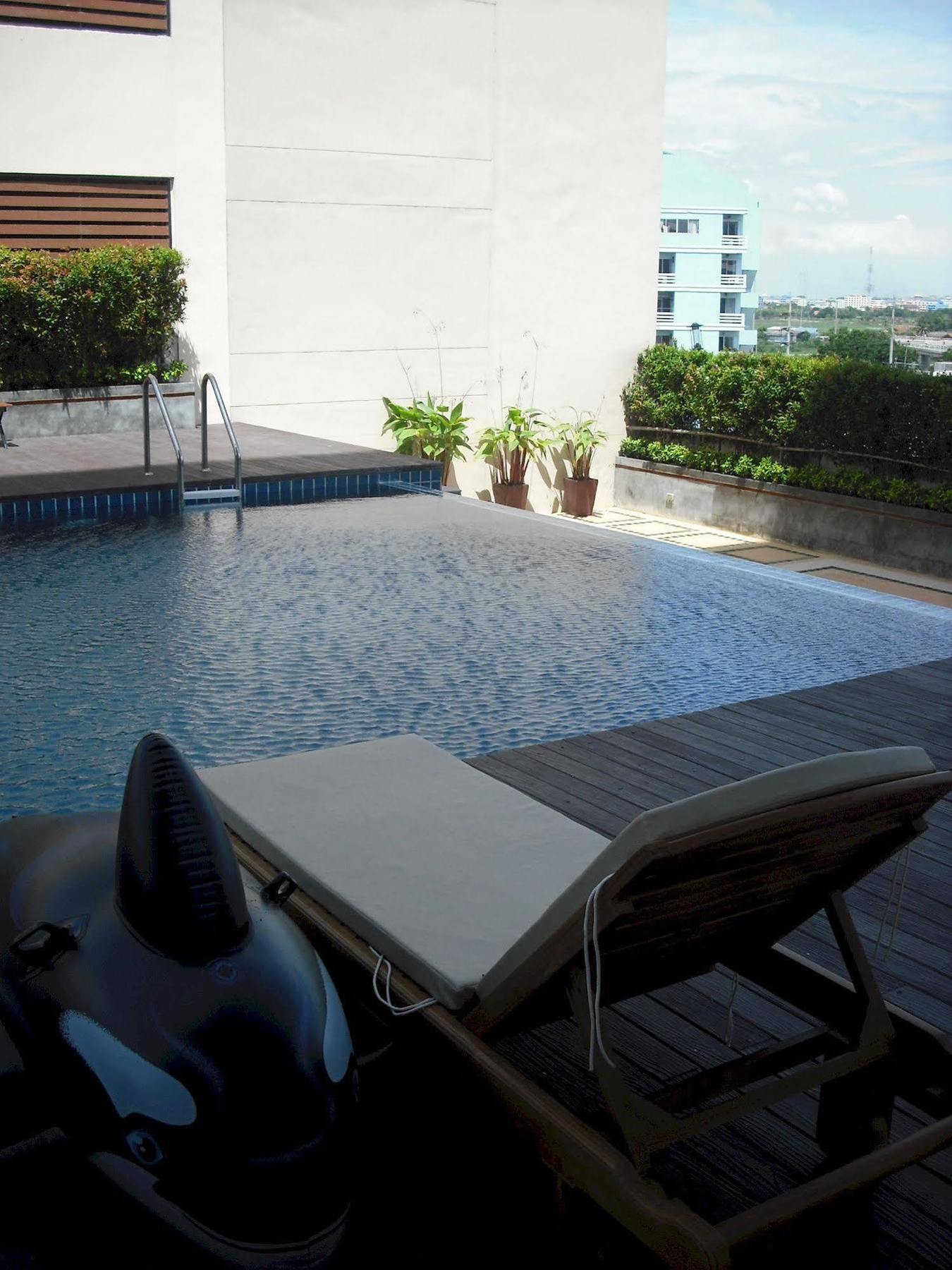 Ampo Residence Phra Nakhon Si Ayutthaya Exterior photo
