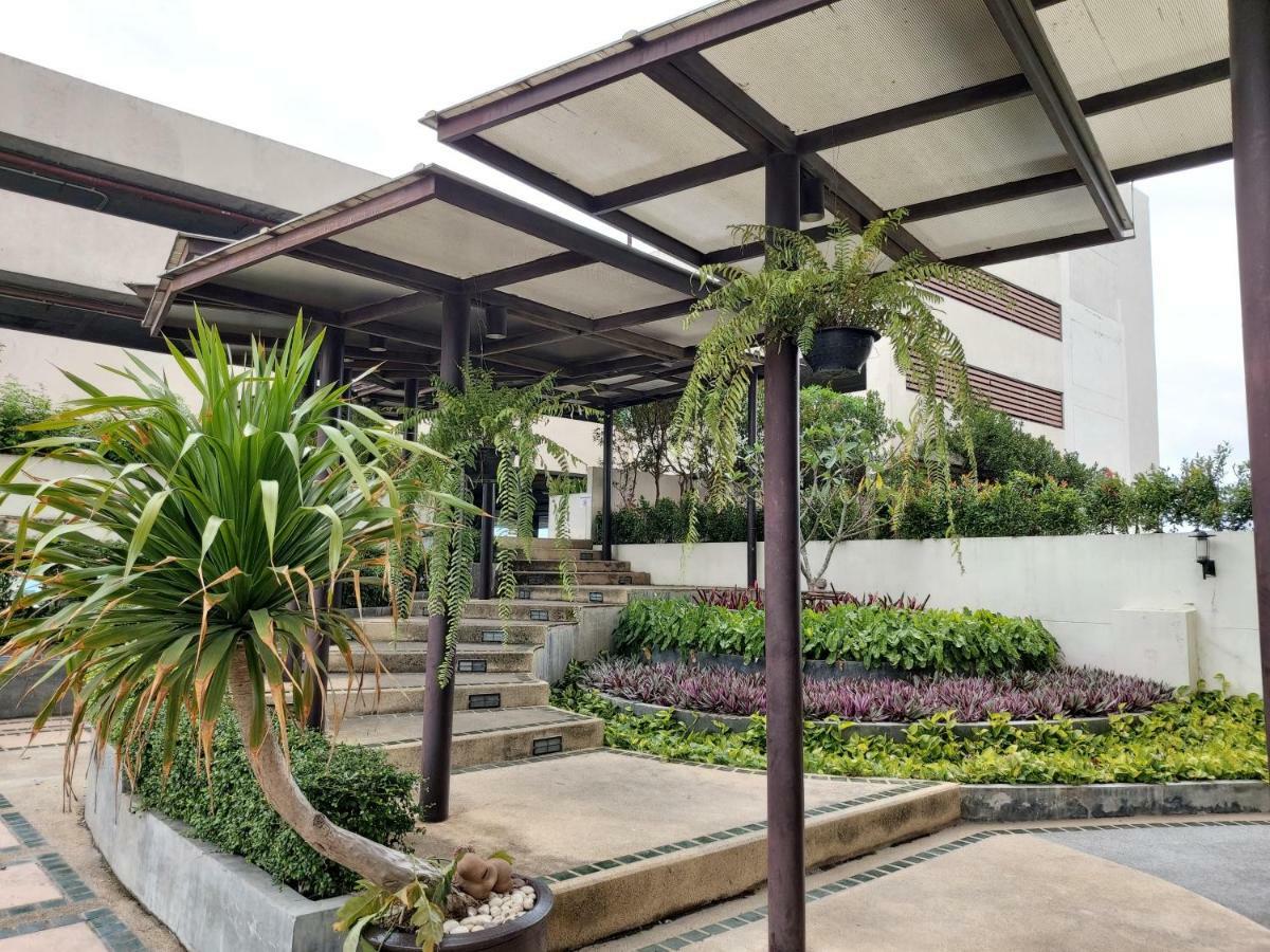 Ampo Residence Phra Nakhon Si Ayutthaya Exterior photo