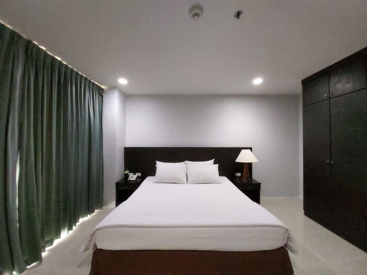 Ampo Residence Phra Nakhon Si Ayutthaya Exterior photo